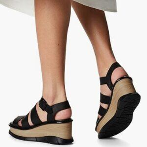 Sorel Women's Joanie III Ankle Strap Sandals 10